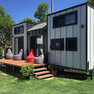 Sakiz Tiny House & Aparthotel