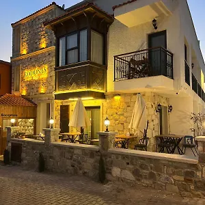 Hotel Rodones 1924, Urla